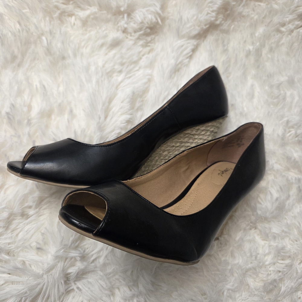 Dexflex Comfort Black Peep-Toe Wedges - Picture 3 of 5